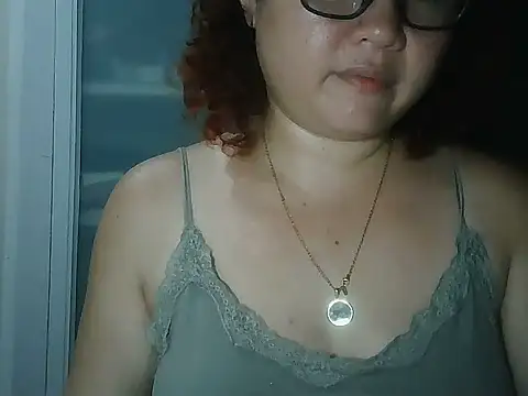 bitchychubby online show from July 8, 2026, 2:43 pm