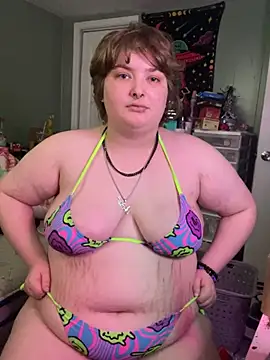 MollyStonez4200 online show from June 20, 2026, 4:32 pm