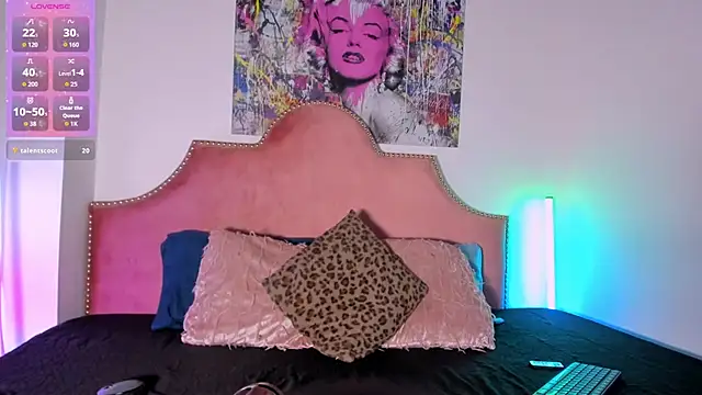 TyraHoney online show from July 14, 2026, 10:15 pm