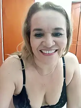 Sara hilton02 online show from June 11, 2026, 2:59 pm