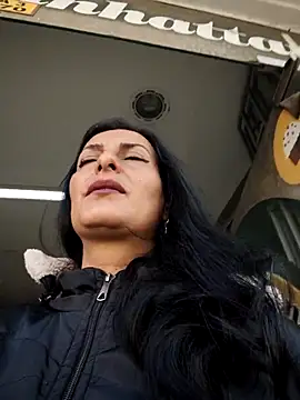 ALEJANDRA  28 online show from July 27, 2026, 1:18 pm