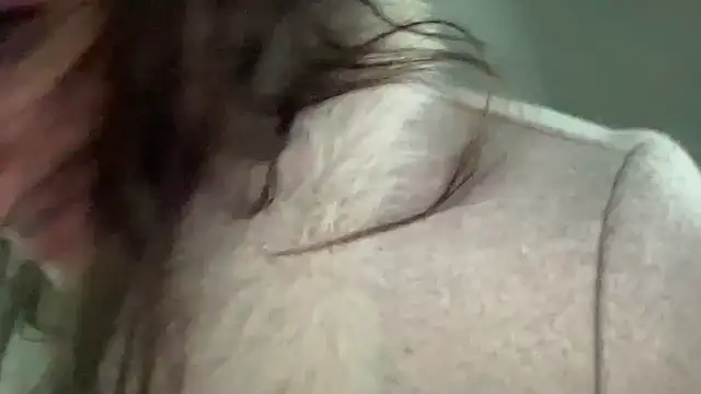 maddiliz online show from February 9, 2025, 1:56 pm