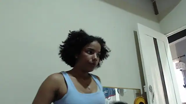Snapshot of Siriuana chatting on June 11, 2026, 9:46 pm Siriuana online show from June 11, 2026, 9:46 pm