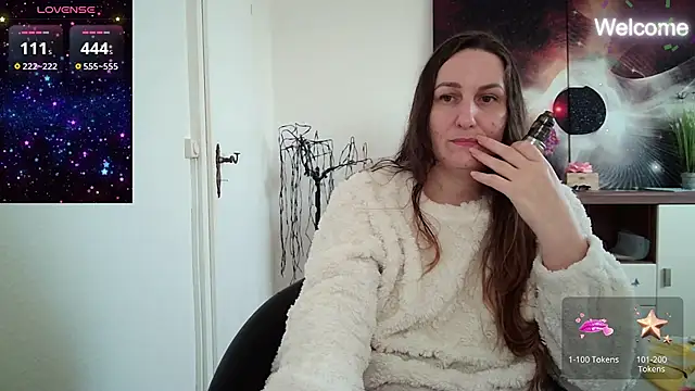 Yevgeshka-Milashka online show from March 22, 2025, 6:54 am