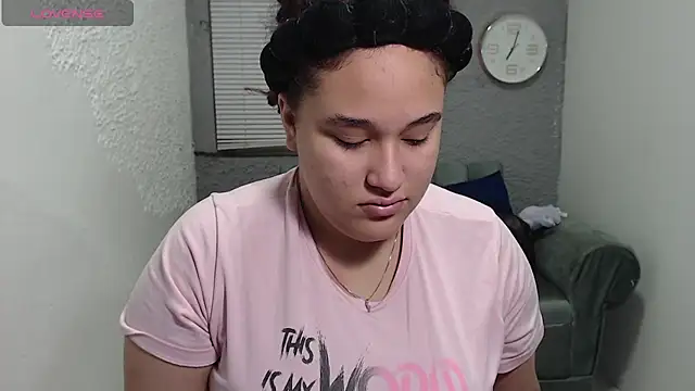 leilasosexy online show from June 19, 2026, 12:20 pm