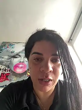 Snapshot of Siri_Luxx chatting on June 16, 2026, 4:31 pm Siri Luxx online show from June 16, 2026, 4:31 pm