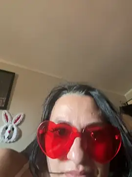 smoothkissx online show from March 10, 2026, 7:41 pm