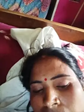 Snapshot of KRITIKA01990 chatting on July 9, 2026, 8:07 am KRITIKA01990 online show from July 9, 2026, 8:07 am