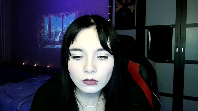 kawaiigothica online show from June 4, 2026, 6:03 pm