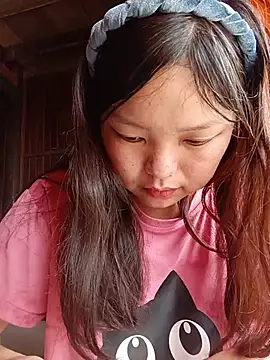 Linna-bae online show from June 27, 2026, 1:54 am