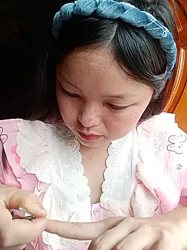 Linna-bae online show from June 30, 2026, 1:50 am