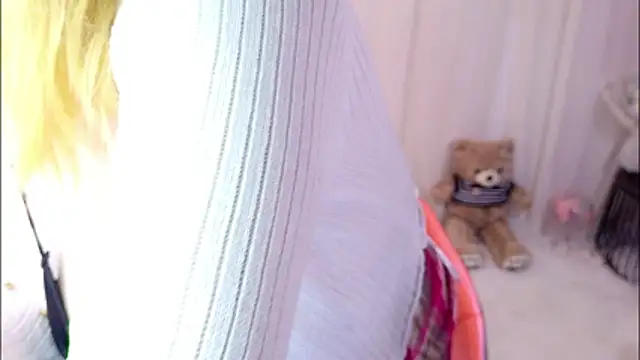 Snapshot of YaMi-11 chatting on June 21, 2026, 4:31 pm YaMi-11 online show from June 21, 2026, 4:31 pm