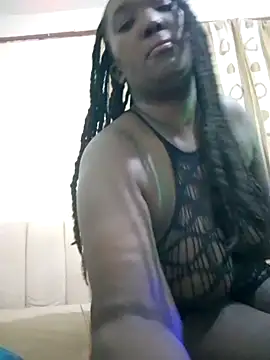 Snapshot of Sexxyy_v chatting on June 21, 2026, 7:38 pm Sexxyy v online show from June 21, 2026, 7:38 pm