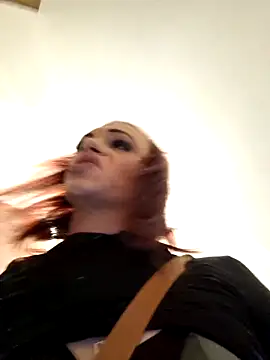 translady19 online show from June 8, 2026, 8:42 pm