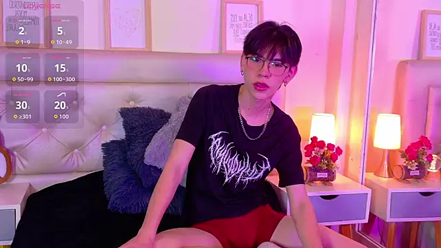 Kim Adrien online show from June 4, 2026, 3:34 am