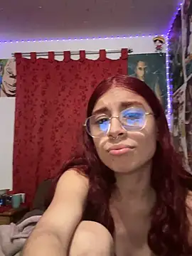 Cherry Luna1 online show from July 7, 2026, 7:23 am