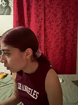 Cherry Luna1 online show from July 24, 2026, 1:20 pm