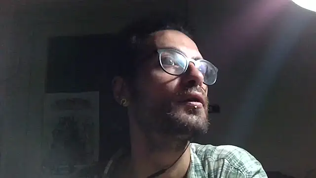 Snapshot of SamDr1nk0fficial chatting on July 9, 2026, 12:15 am SamDr1nk0fficial online show from July 9, 2026, 12:15 am
