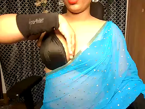 Snapshot of Sexydiya9 chatting on July 22, 2026, 10:51 am Sexydiya9 online show from July 22, 2026, 10:51 am