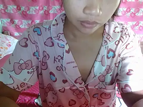Itsme Foxy Shantale online show from June 20, 2026, 12:03 am