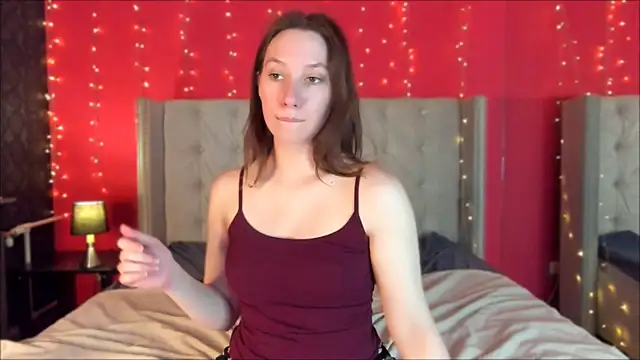 Niixi online show from June 14, 2026, 3:47 pm