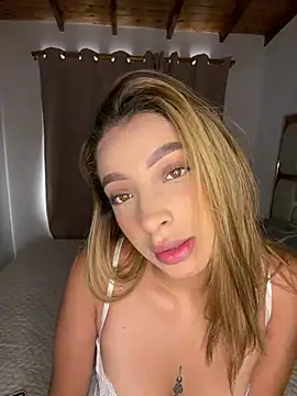 Sofiaacam online show from August 7, 2026, 12:51 pm