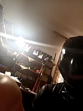 RubberFetischem online show from December 20, 2025, 10:44 am