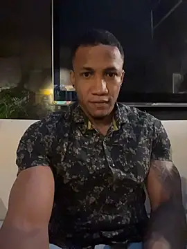 LoganVarela online show from July 3, 2026, 10:54 am