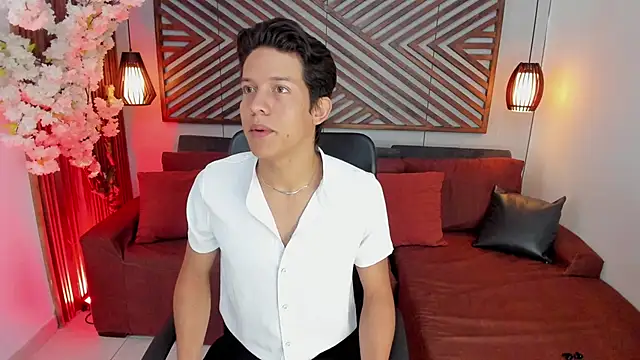 Snapshot of LevinFox chatting on June 13, 2026, 11:30 am LevinFox online show from June 13, 2026, 11:30 am