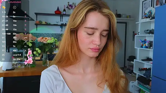 AliviaWithLove online show from July 27, 2026, 9:16 am