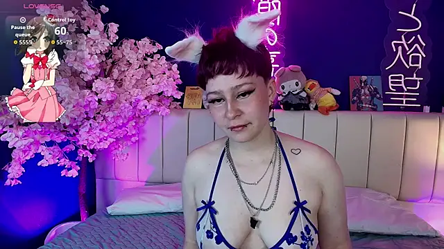 Im yukii online show from June 16, 2026, 3:53 am