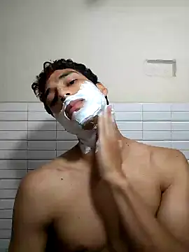 0hmbre0 online show from June 6, 2026, 9:30 pm