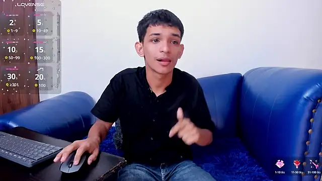 littlecum18 online show from June 18, 2026, 12:20 pm