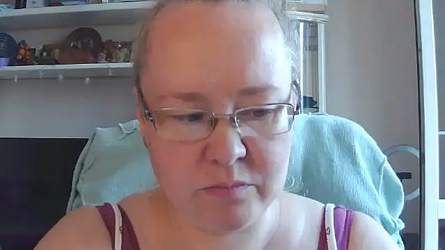 Viola27 online show from July 18, 2026, 6:50 am