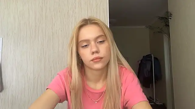 Glamorforyou online show from June 18, 2026, 9:14 am