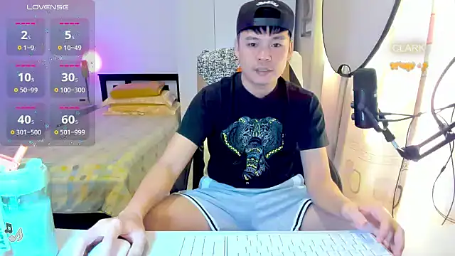 clarkdangerous online show from July 24, 2026, 1:14 am