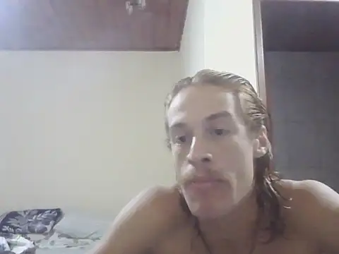 FloripaSecretsCasal online show from June 16, 2026, 8:44 pm