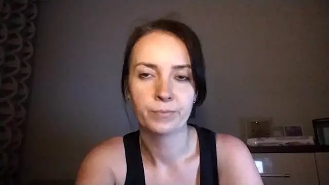 Snapshot of JenniferAlone chatting on July 7, 2026, 9:19 pm JenniferAlone online show from July 7, 2026, 9:19 pm