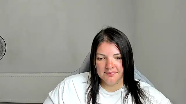 MargaretDark online show from July 5, 2026, 6:31 am