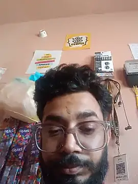 Desindianbull69 online show from June 11, 2026, 4:21 am