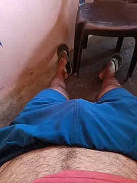 Desindianbull69 online show from June 23, 2026, 3:26 am