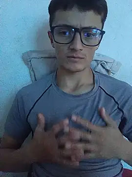 Snapshot of Davitfitnosuke chatting on June 13, 2026, 5:11 pm Davitfitnosuke online show from June 13, 2026, 5:11 pm
