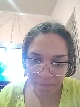 Snapshot of Esquetadinhas chatting on June 19, 2026, 11:52 pm Esquetadinhas online show from June 19, 2026, 11:52 pm