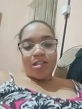 Snapshot of Esquetadinhas chatting on July 11, 2026, 8:55 pm Esquetadinhas online show from July 11, 2026, 8:55 pm