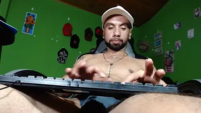 Snapshot of Arian_Pervert chatting on February 7, 2025, 3:52 pm Arian Pervert online show from February 7, 2025, 3:52 pm