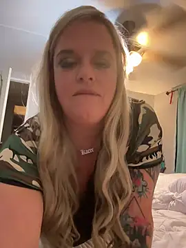 karmenrose88 online show from June 11, 2026, 6:22 am