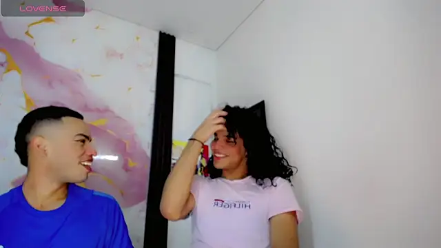 zoe amatista online show from July 9, 2026, 3:32 am