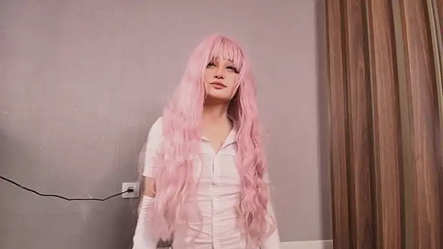 mimi cutee online show from June 10, 2026, 2:56 am