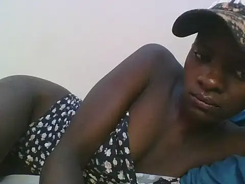ebonypetite2 online show from July 5, 2026, 4:19 am