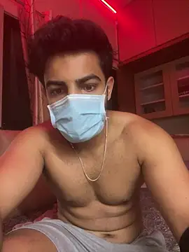 Snapshot of muscularZoro chatting on August 9, 2026, 7:19 pm muscularZoro online show from August 9, 2026, 7:19 pm